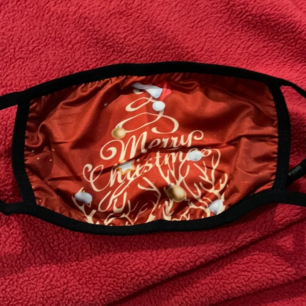 6/$20 New Merry Christmas face mask